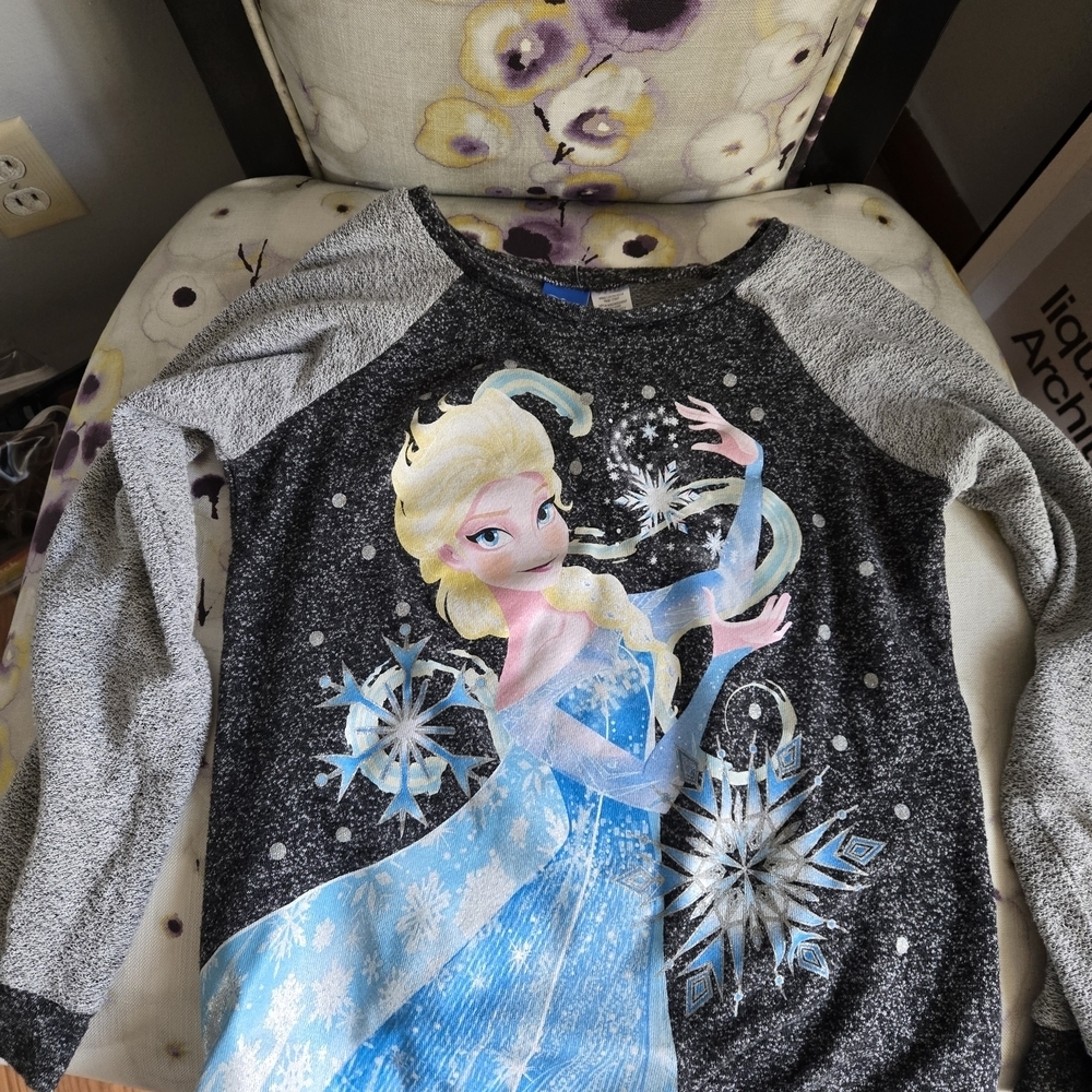 Frozen Elsa Graphic Sweatshirt Size XL